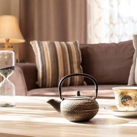 Апартаменты Thea Family 2 *